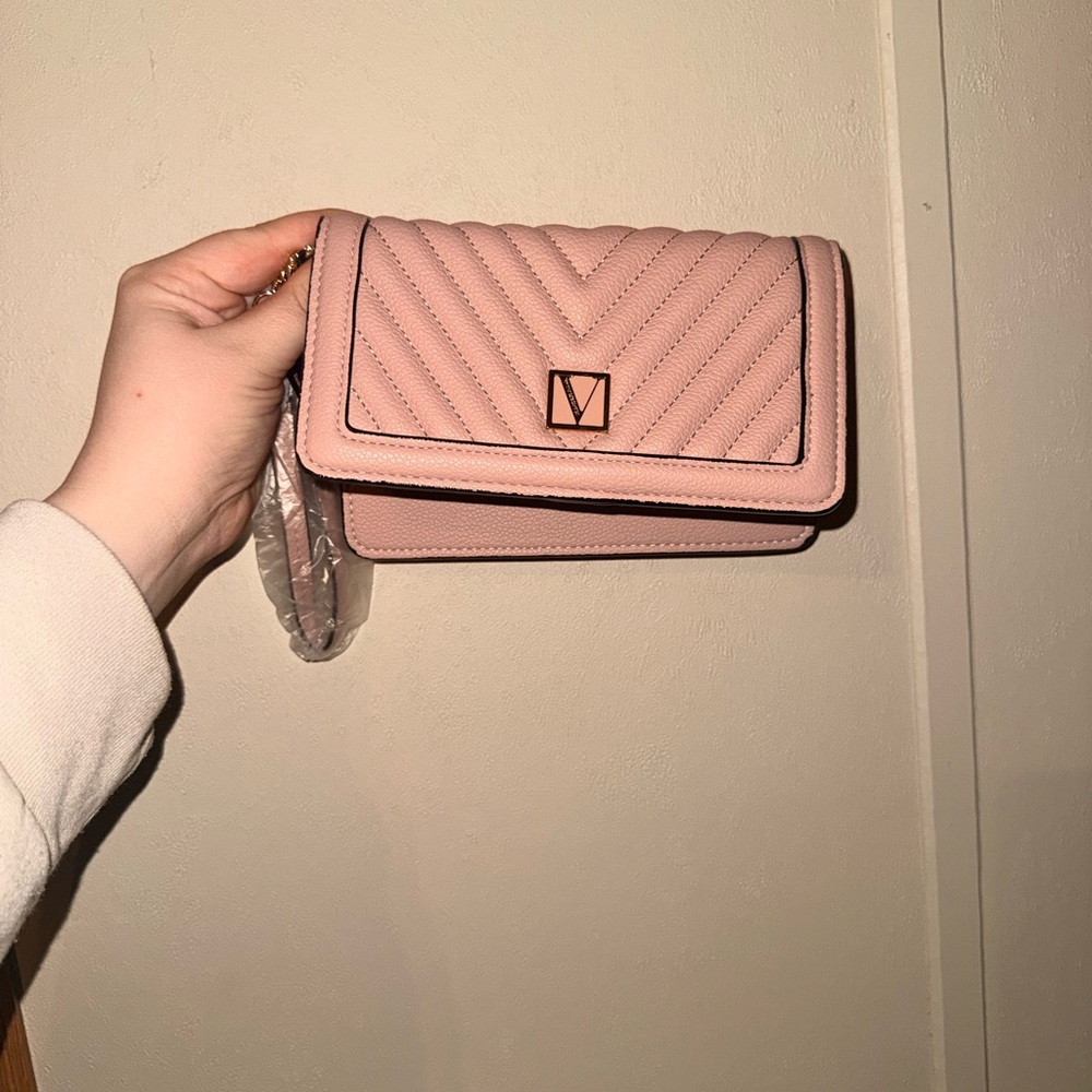 Victoria's Secret Pink Quilted Wristlet